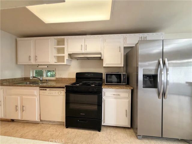 408 8th Street, Huntington Beach, CA 92648