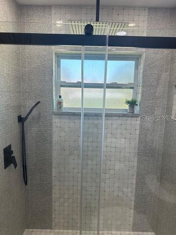 6600 AVENUE D, Sarasota, FL 34231