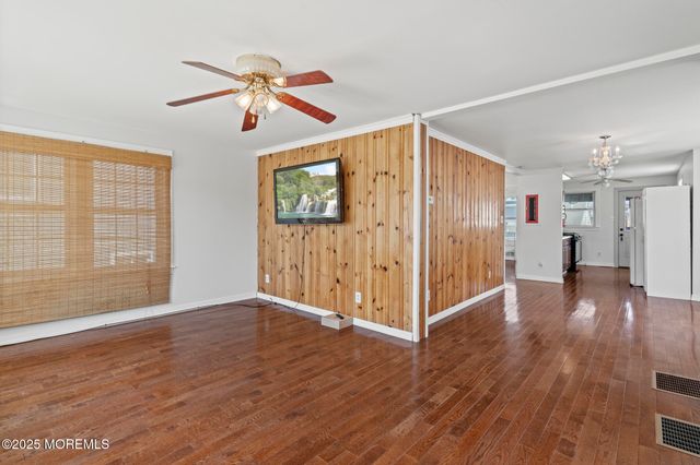 118 Sampson Avenue, Seaside Heights, NJ 08751