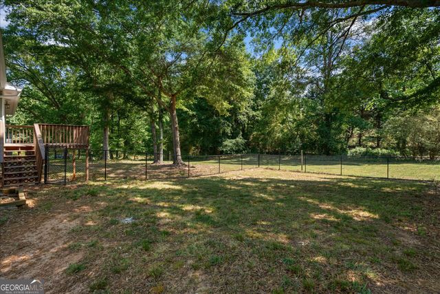 33 Russell Lane, Carrollton, GA 30116