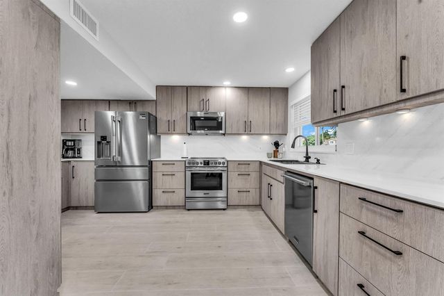1058 SE 6th Court, Dania Beach, FL 33004