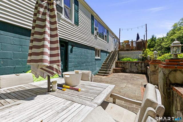 16 Westview Drive, Bethel, CT 06801