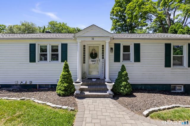 16 Westview Drive, Bethel, CT 06801