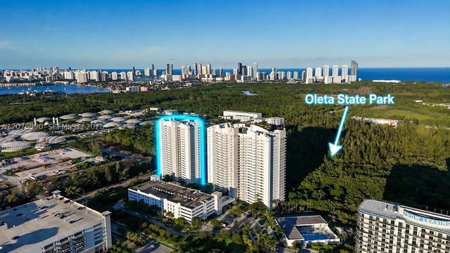 15051 Royal Oaks Ln 401, North Miami, FL 33181