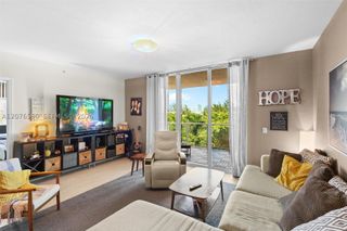 15051 Royal Oaks Ln 401, North Miami, FL 33181