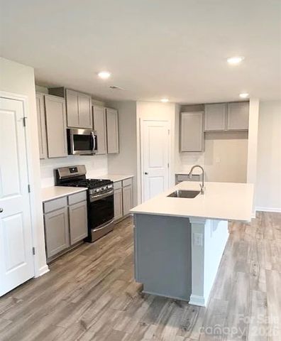 136 Brentwood Drive, Statesville, NC 28625