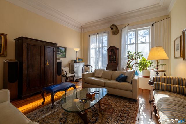 8 West Mystic Avenue, Groton, CT 06355