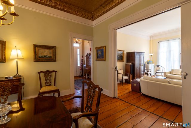 8 West Mystic Avenue, Groton, CT 06355