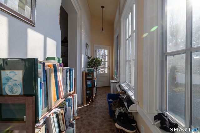 8 West Mystic Avenue, Groton, CT 06355