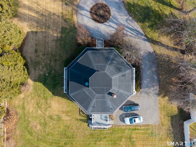 8 West Mystic Avenue, Groton, CT 06355