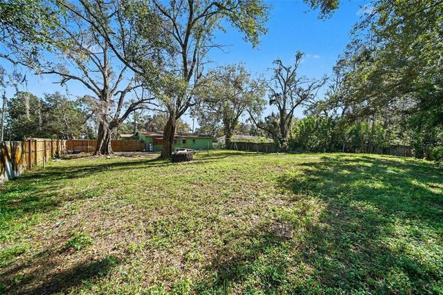 5016 GARDEN LANE, Tampa, FL 33610