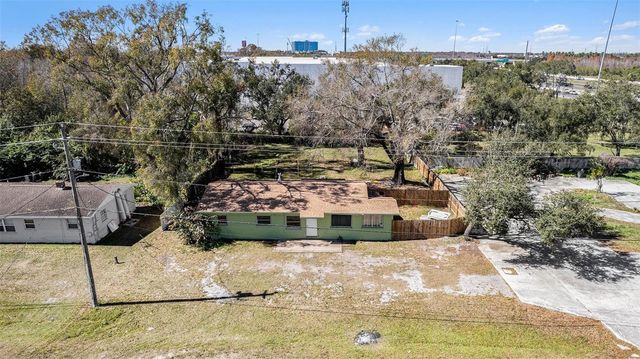 5016 GARDEN LANE, Tampa, FL 33610