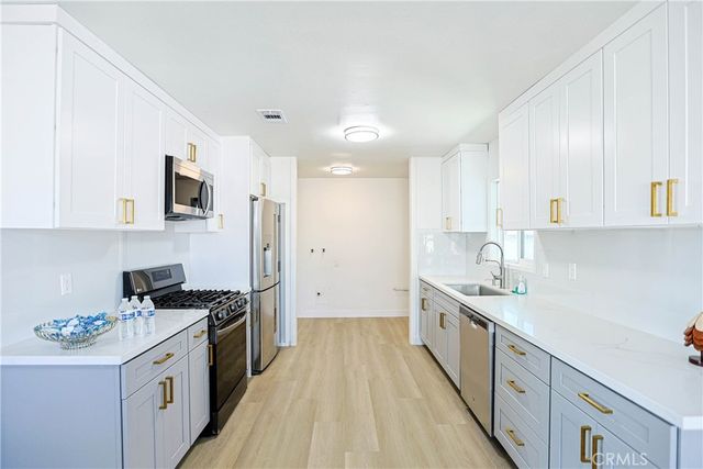 10271 Garrett, Stanton, CA 90680