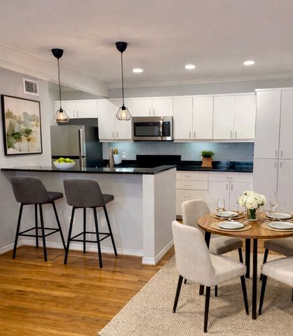 4122 Travis Street 13, Dallas, TX 75204