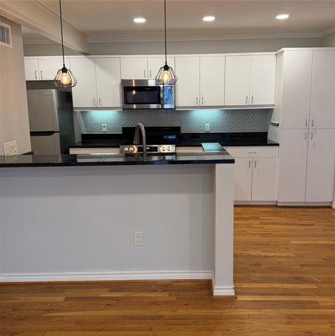 4122 Travis Street 13, Dallas, TX 75204