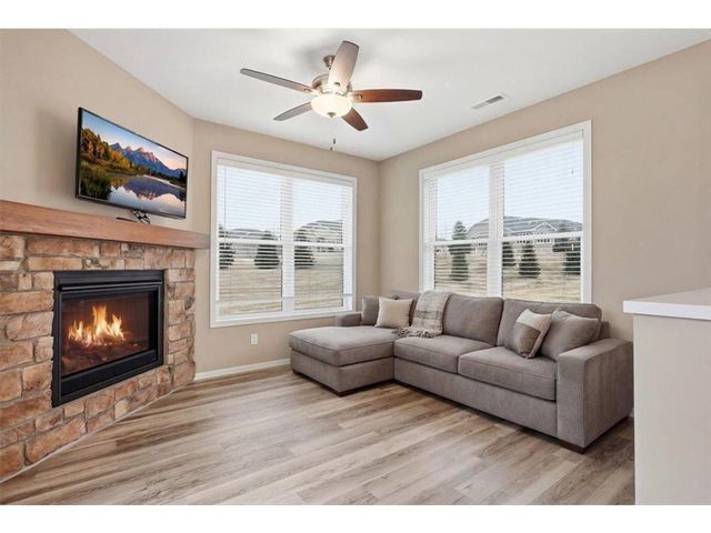 527 Morgan Drive, New Richmond, WI 54017