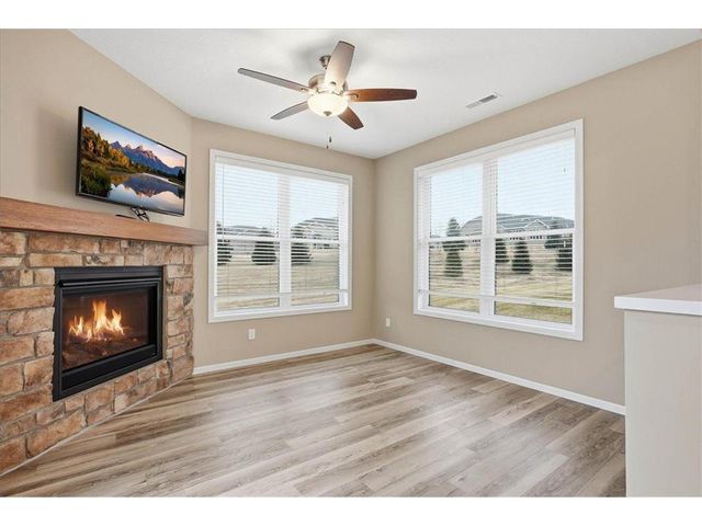 527 Morgan Drive, New Richmond, WI 54017