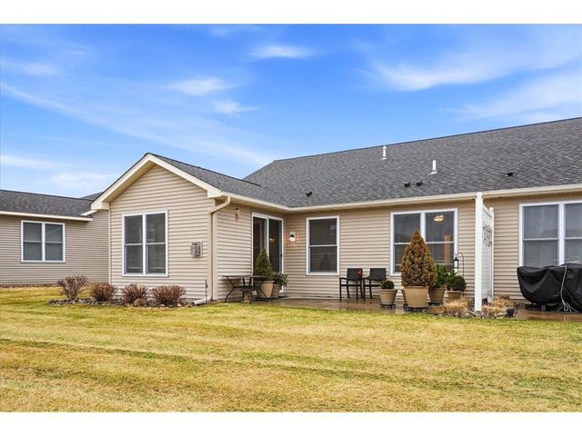 527 Morgan Drive, New Richmond, WI 54017