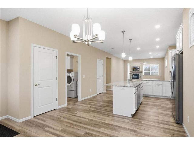 527 Morgan Drive, New Richmond, WI 54017