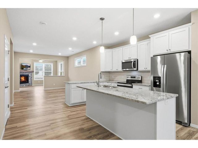 527 Morgan Drive, New Richmond, WI 54017