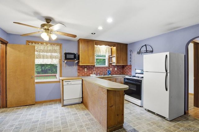 6339 May Drive, Boston, NY 14075