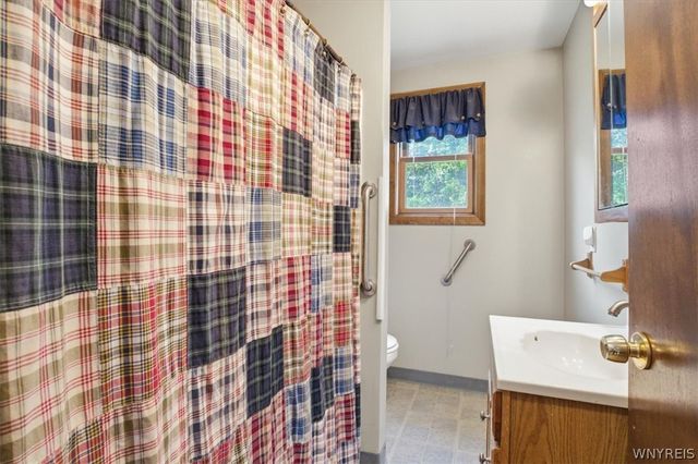 6339 May Drive, Boston, NY 14075