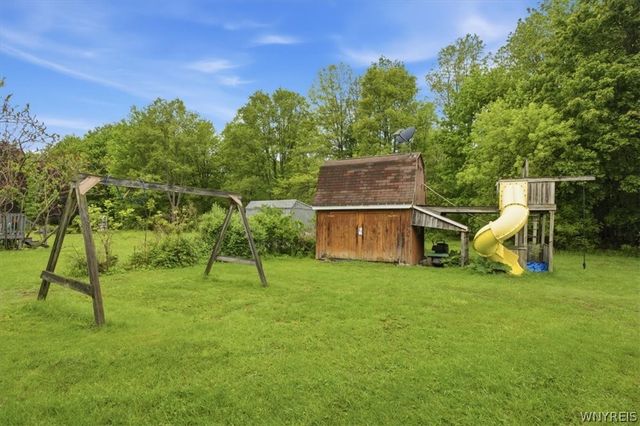 6339 May Drive, Boston, NY 14075