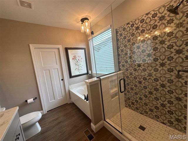 110 Alta Mira Court, Dardenne Prairie, MO 63368