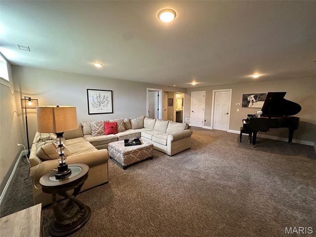 110 Alta Mira Court, Dardenne Prairie, MO 63368