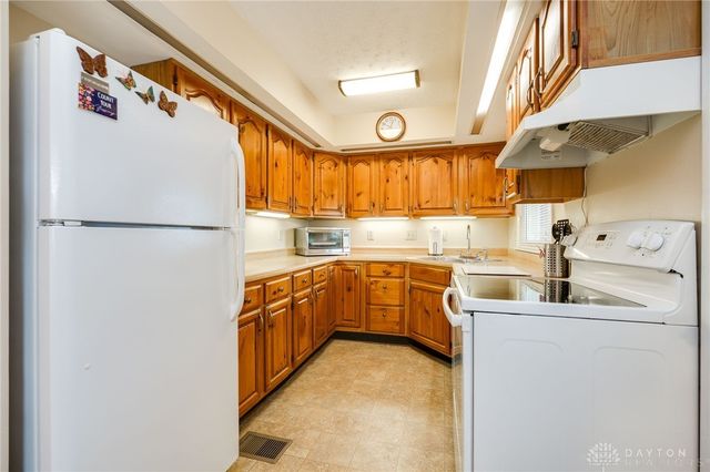 2224 Russet Avenue, Dayton, OH 45420