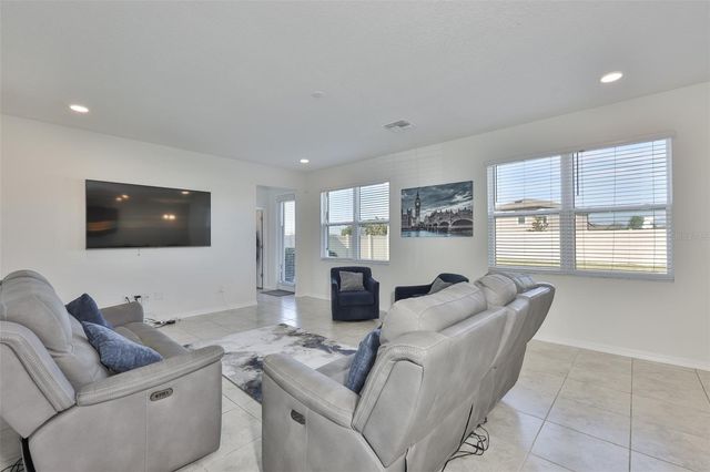 2927 MARINE GRASS DRIVE, Wimauma, FL 33598
