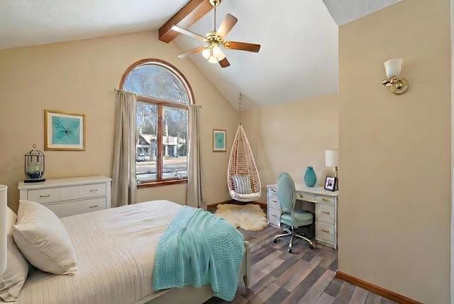 5056 N Dovewood Trail, Warsaw, IN 46582