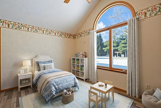 5056 N Dovewood Trail, Warsaw, IN 46582