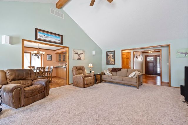 5056 N Dovewood Trail, Warsaw, IN 46582