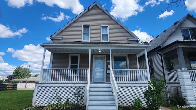 876 Vinewood Street, Wyandotte, MI 48192
