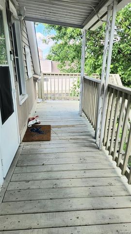 876 Vinewood Street, Wyandotte, MI 48192