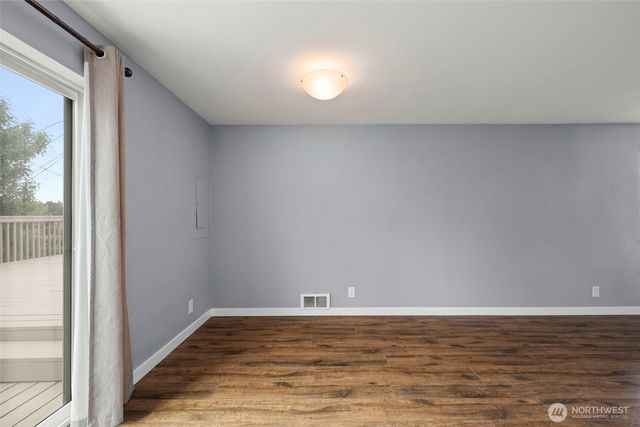 2052 E Wright Avenue, Tacoma, WA 98404