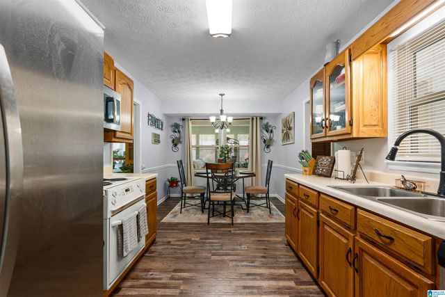 1004 VALLEY CREEK DRIVE, Anniston, AL 36207
