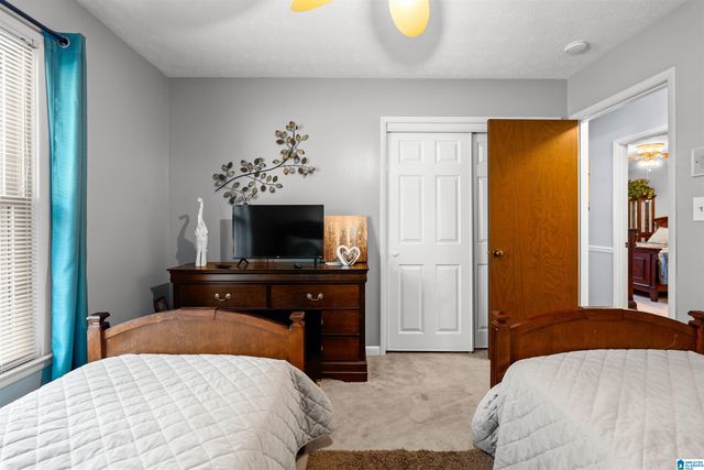 1004 VALLEY CREEK DRIVE, Anniston, AL 36207