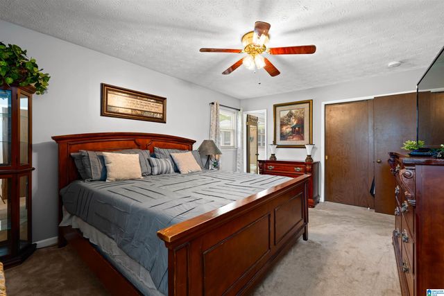 1004 VALLEY CREEK DRIVE, Anniston, AL 36207