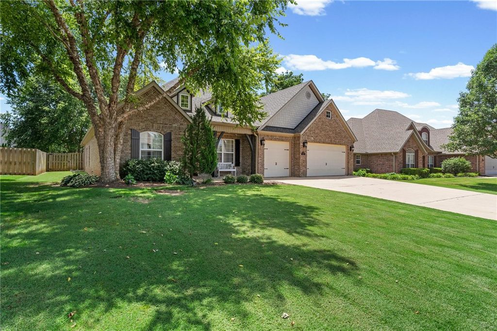 1510 Whippoorwill Lane, Bentonville, AR 72713