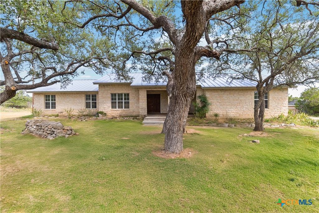 124 Turkey Trail Drive, San Marcos, TX 78666