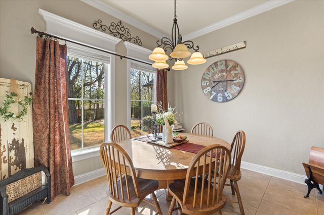 2108 McDade Pl, Longview, TX 75605