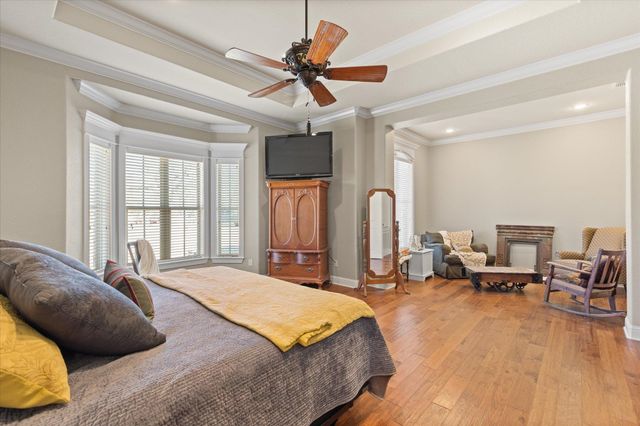 2108 McDade Pl, Longview, TX 75605