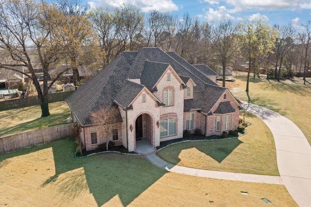 2108 McDade Pl, Longview, TX 75605