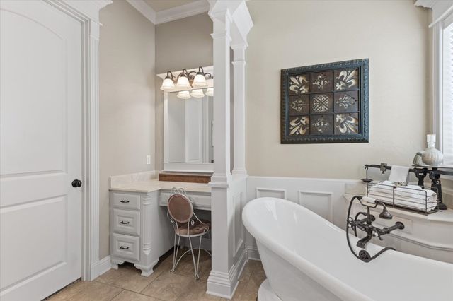 2108 McDade Pl, Longview, TX 75605