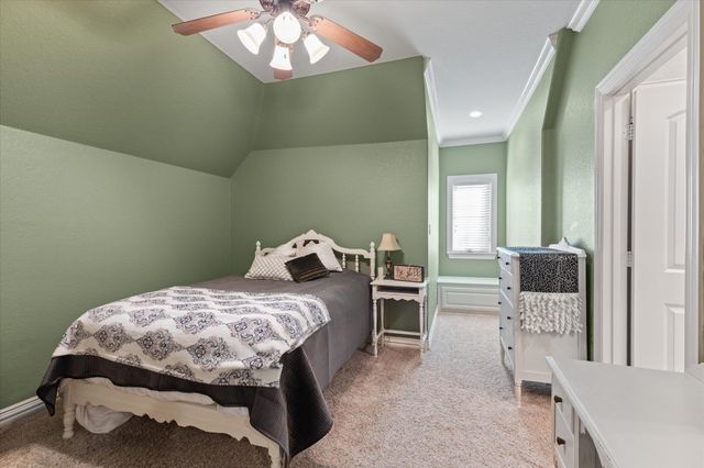 2108 McDade Pl, Longview, TX 75605