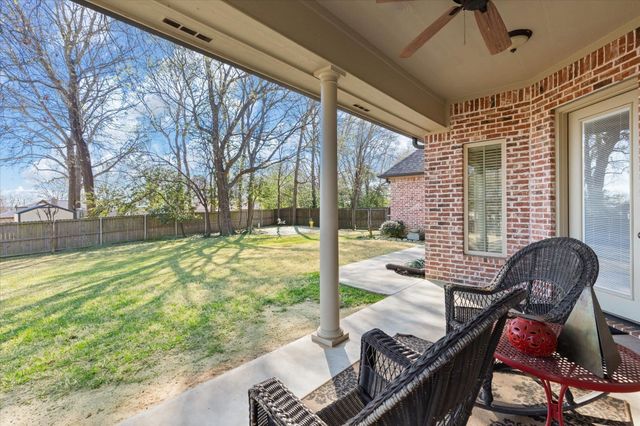 2108 McDade Pl, Longview, TX 75605