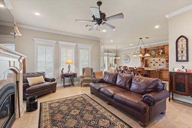 2108 McDade Pl, Longview, TX 75605