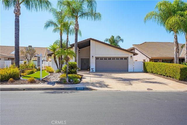 30360 Point Marina, Canyon Lake, CA 92587